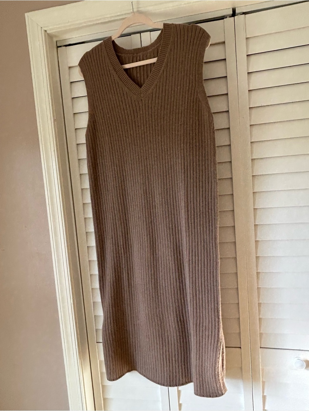Brown Sleeveless Ribbed Sweater Dress